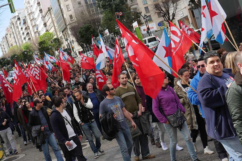 16-04-05 Folga Centros Chamadas Vigo 020.JPG